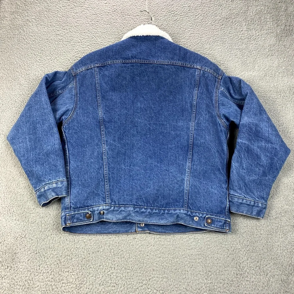 Vintage Levis Jacket Size Medium Blue Denim Sherpa Lined Trucker Type 3 USA